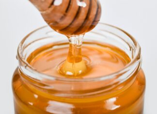 Connaissez vous les bienfaits du miel de Manuka? les bienfaits du manuka de son miel et de ses huiles essentielles